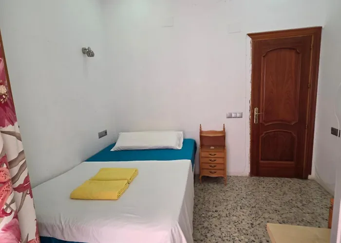 Quarto em Acomodações Particulares Privada Comoda Centro Cerca De Todos Servicios Wifi Málaga