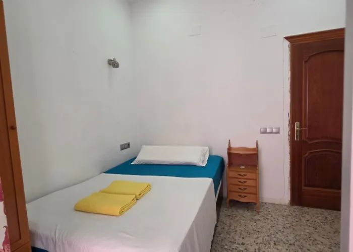 Privada Comoda Centro Cerca De Todos Servicios Wifi * Málaga
