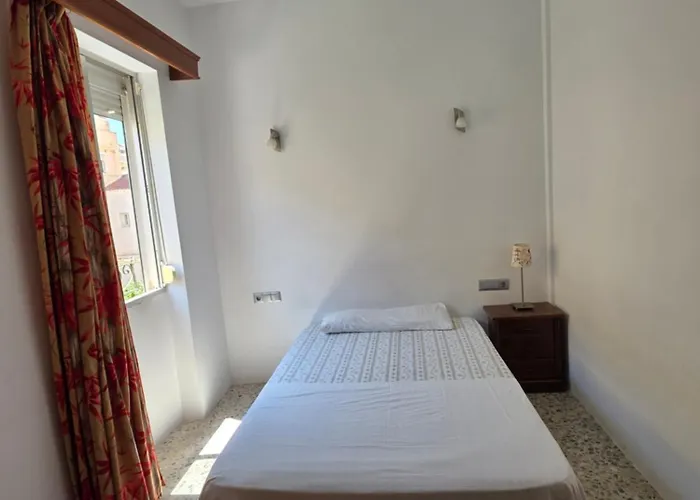 Quarto em Acomodações Particulares Privada Comoda Centro Cerca De Todos Servicios Wifi Málaga
